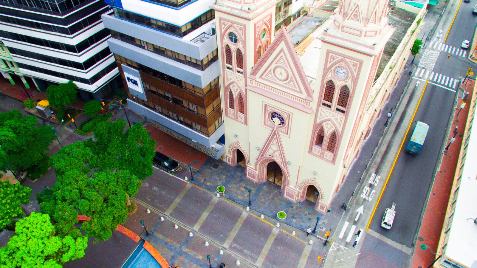 Basílica La Merced in Guayaquil