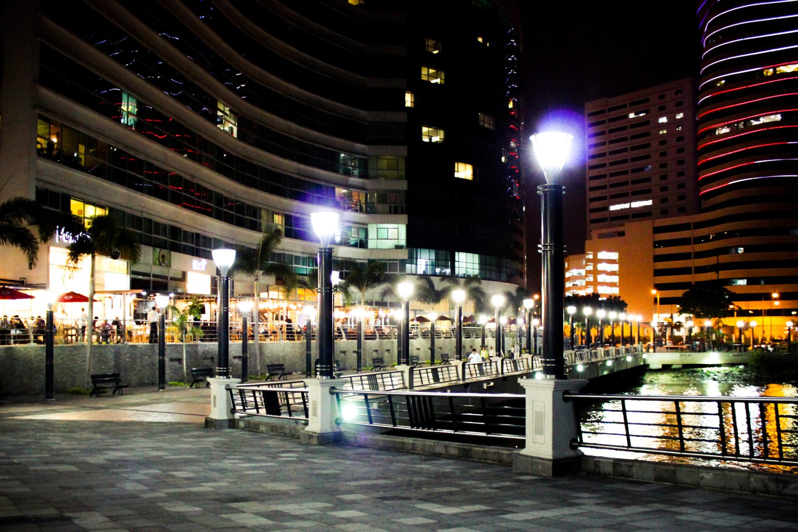 Puerto Santa Ana | Guayaquil’s modern riverfront ub for leisure and culture