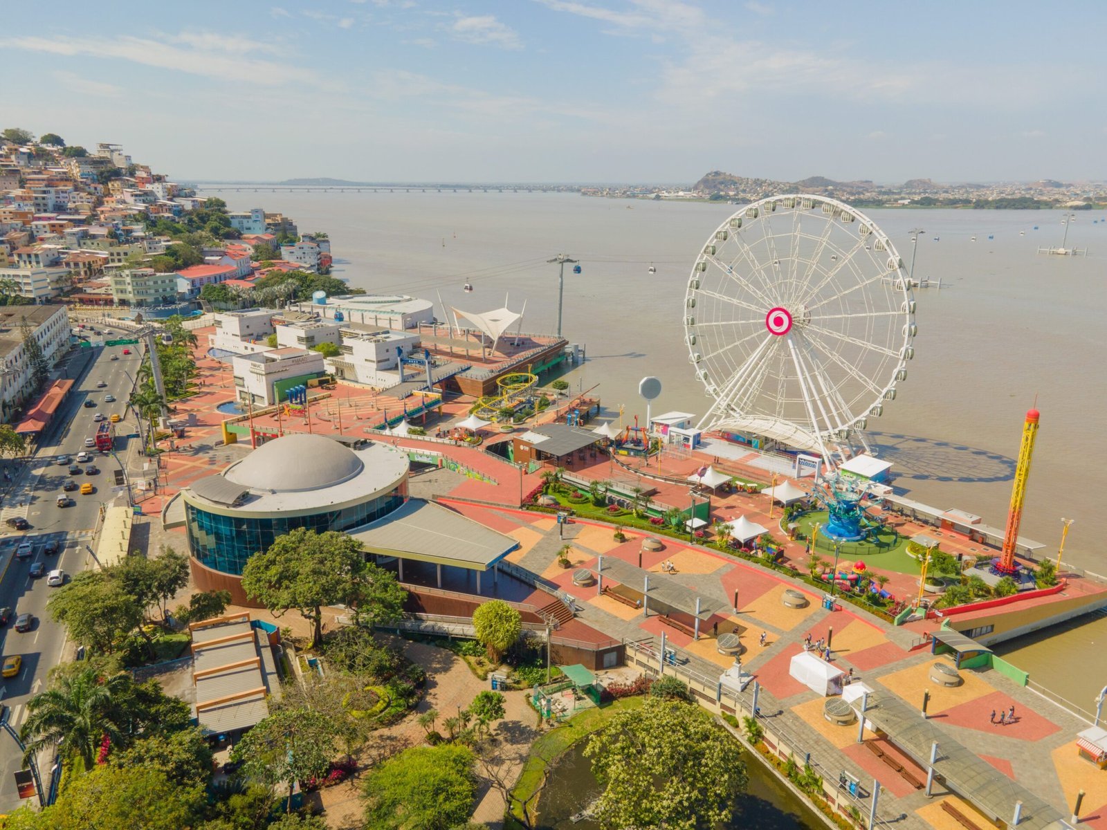 Self-guided walking tour of Guayaquil’s landmarks.