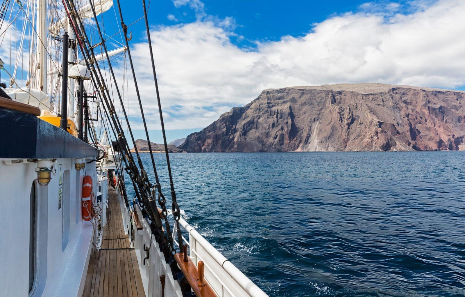 Best Tours in Galapagos, Ecuador | Local Guides & Top Excursions