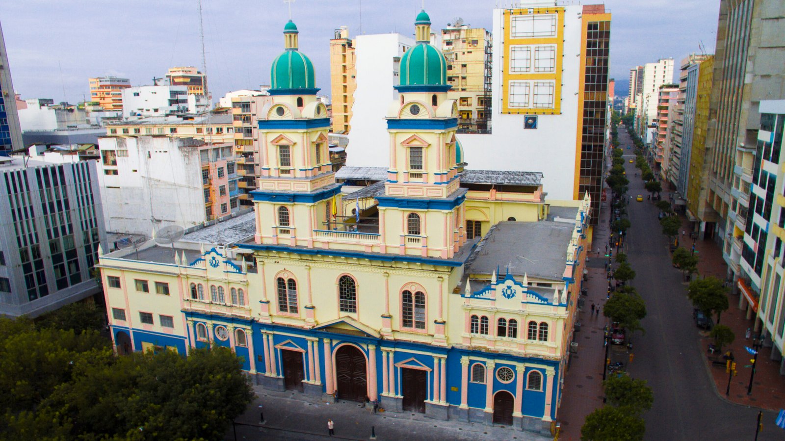 Descubre la historia de la iglesia de San Francisco.