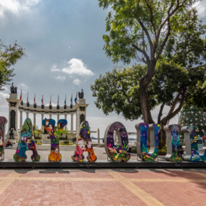 City Tour Guayaquil: Recorrido Histórico y Moderno